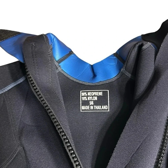 Akona wetsuit,women size  5/6 .Black ,scuba diving , sea doo,surfing ,Neoprene - Picture 6 of 13